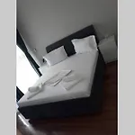 Apartment Andreve By Onix Blue Mamaia Nord, Baby Friendly, Private Parking