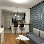 Apartment Andreve By Onix Blue Mamaia Nord, Baby Friendly, Private Parking Navodari
