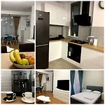 Andreve By Onix Blue Mamaia Nord, Baby Friendly, Private Parking Apartment