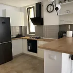 Apartment Andreve By Onix Blue Mamaia Nord, Baby Friendly, Private Parking