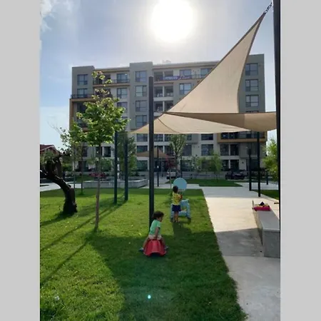 Apartment Andreve By Onix Blue Mamaia Nord, Baby Friendly, Private Parking