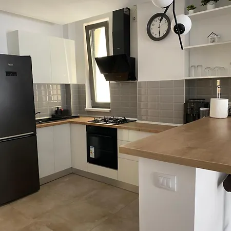 Apartment Andreve By Onix Blue Mamaia Nord, Baby Friendly, Private Parking